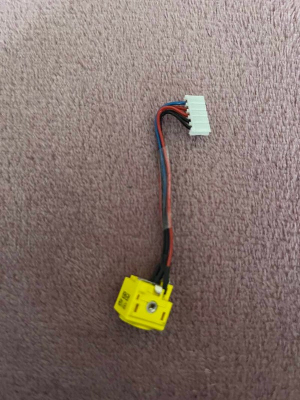 Lenovo ThinkPad T500 Strombuchse mit Kabel