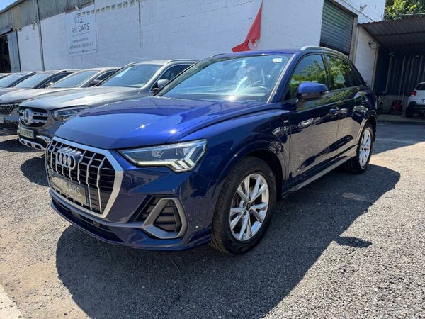 AUDI Q3 45 TFSIe 245 ch S tronic 6 S line