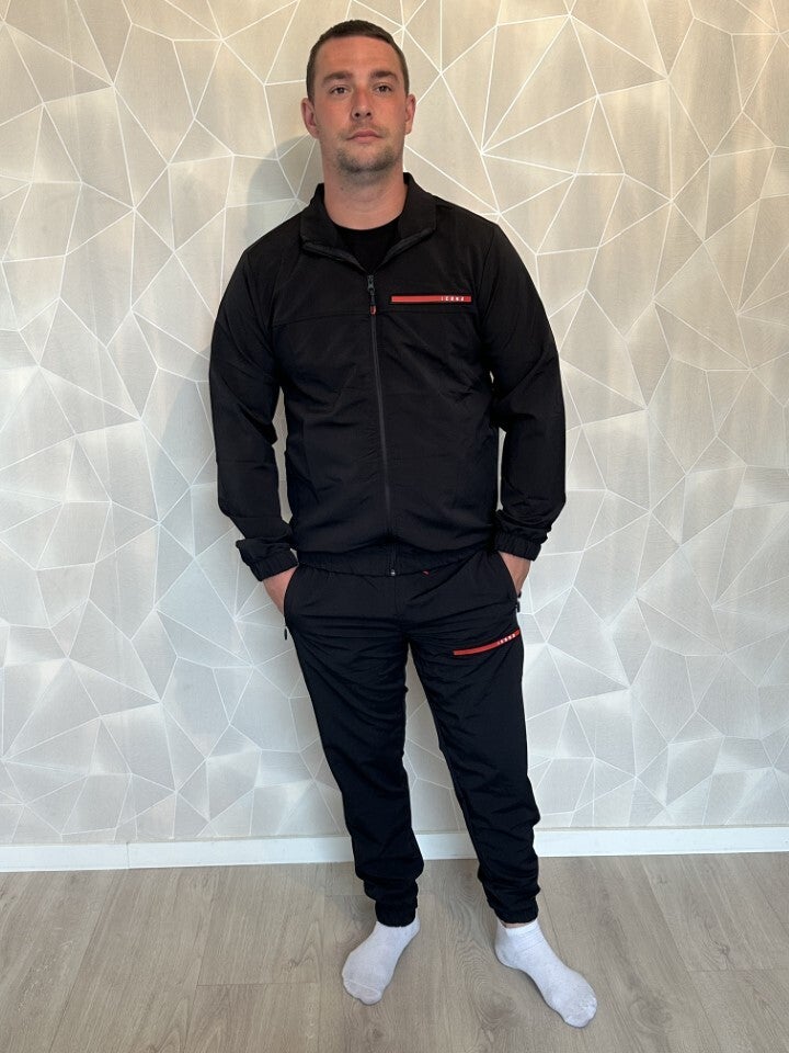 Icon Elite Tracksuit Zwart