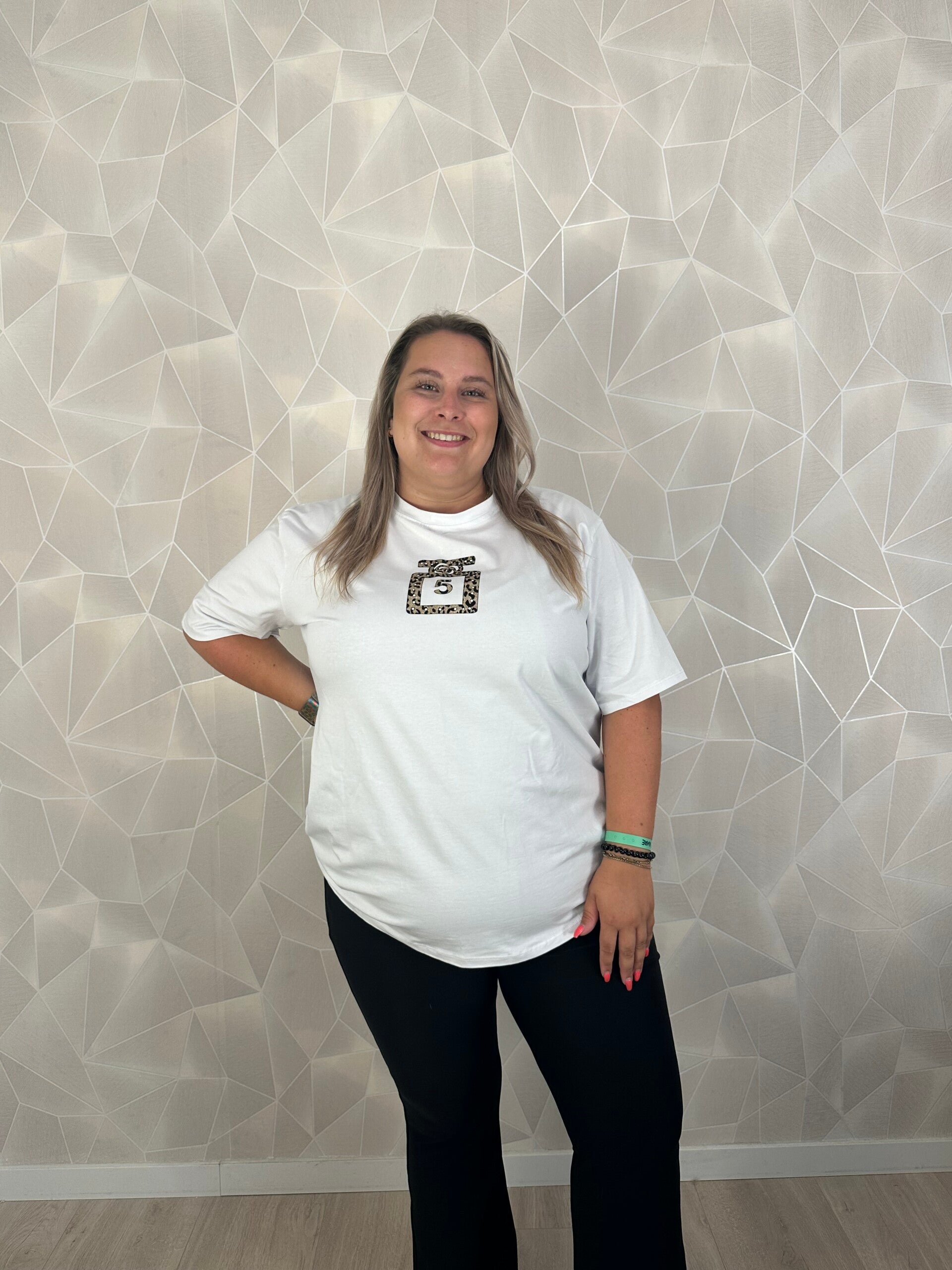Dames Plussize Statement Tee