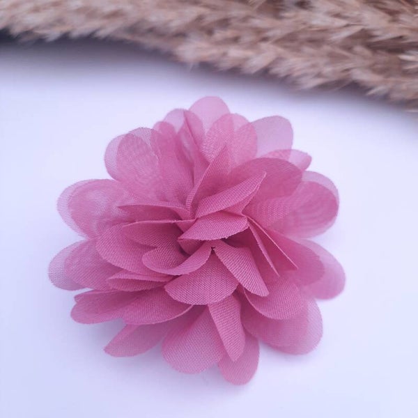 Haarbloem donker roze 7cm