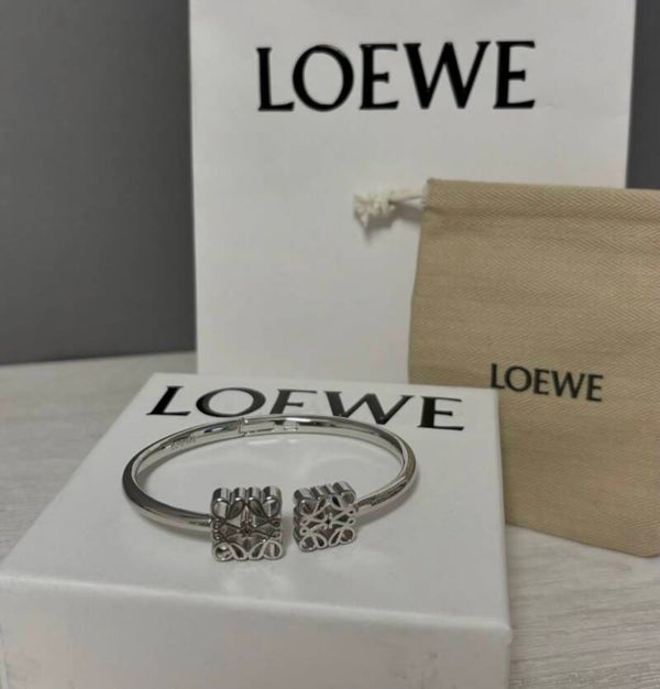Pulsera Loewe