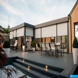 v-randa-aluminium-avec-volets-roulants-int-gr-s-4-standard-t25ry4.jpg
