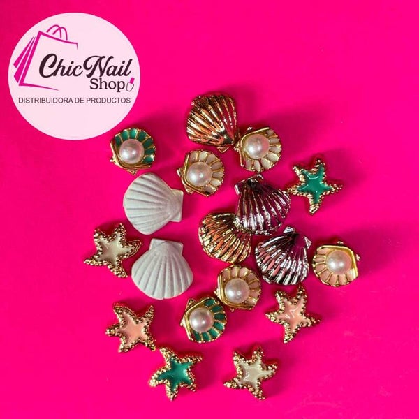 Decoración de dijes mar Lovely nails