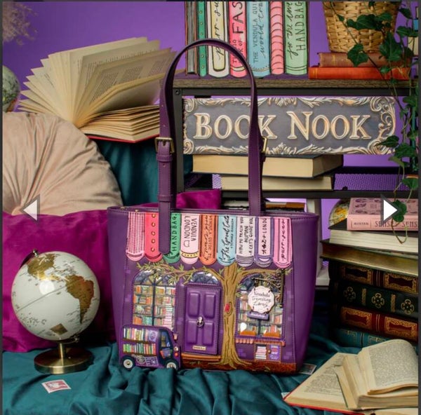 Shopper bag | Travelling library bookshop | Vendula London
