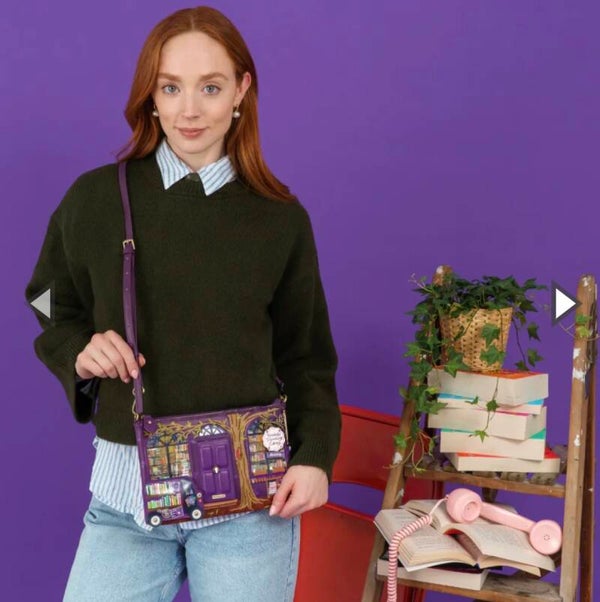 Kate bag | Travelling library bookshop | Vendula London