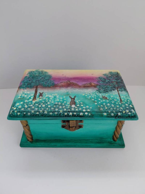"Wild Daises" Original hand painted trinket box