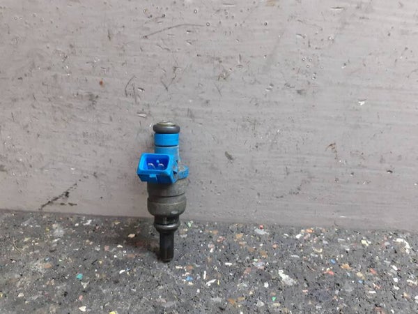 Injector Volkswagen Passat B5 1.8-5V SMI (96-00) 058133551F