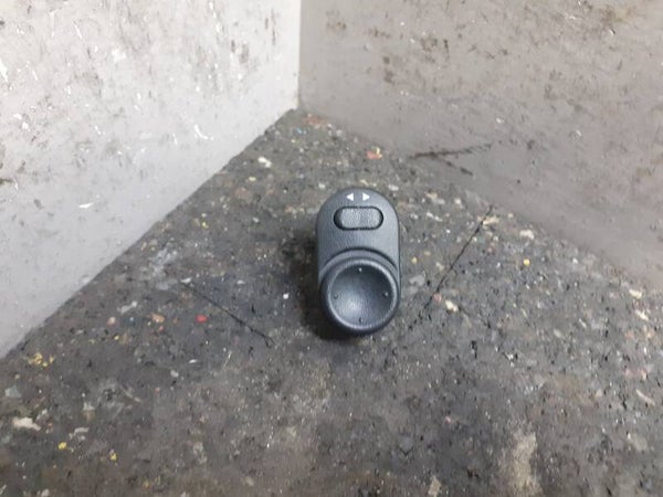 Opel Meriva A Spiegelschakelaar 9226861