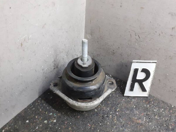 Volkswagen Touareg 3.2 V6 Motorsteun Rechts 7L6199131A