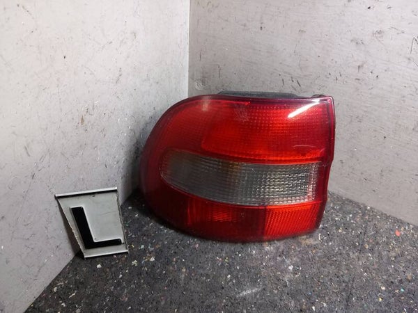 Volvo V40 I Achterlicht Links 30863903