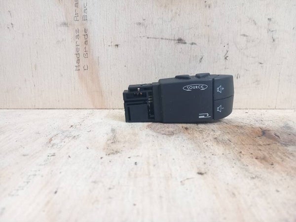 Renault Twingo II Radiobediening Stuurwiel 8200090040