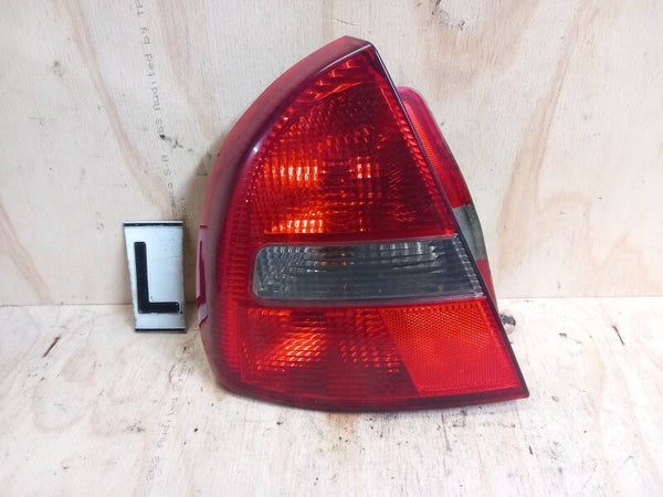 Mitsubishi Carisma Achterlicht Links 151085