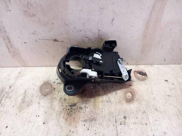 Mitsubishi Carisma Vergrendelingsmotor Achterklep