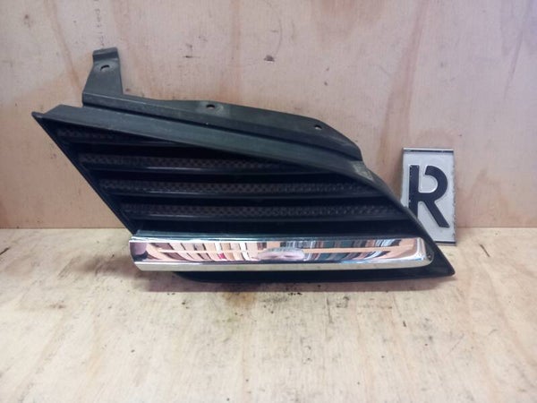 Nissan Primera III Grille Rechts 62320AU300 2002 t/m 2009