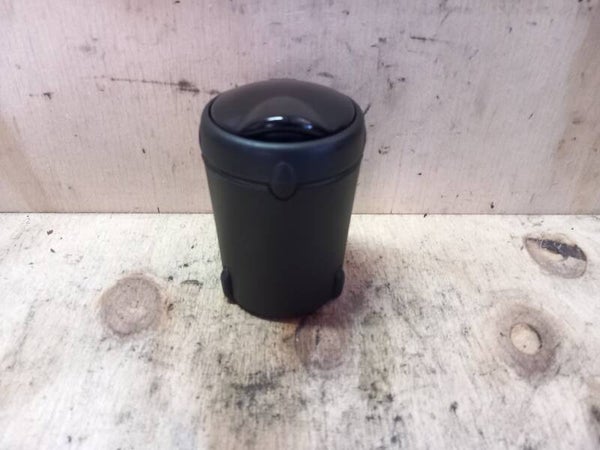 Peugeot 3008 Asbak 9637996677