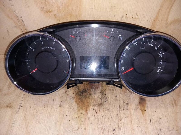 Peugeot 3008 1.6 VTi Tellerklok Yazaki 9666174880