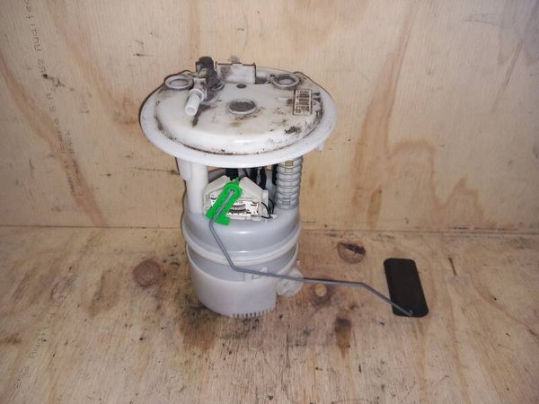 Peugeot 3008 1.6 VTi Brandstofpomp 9681234180