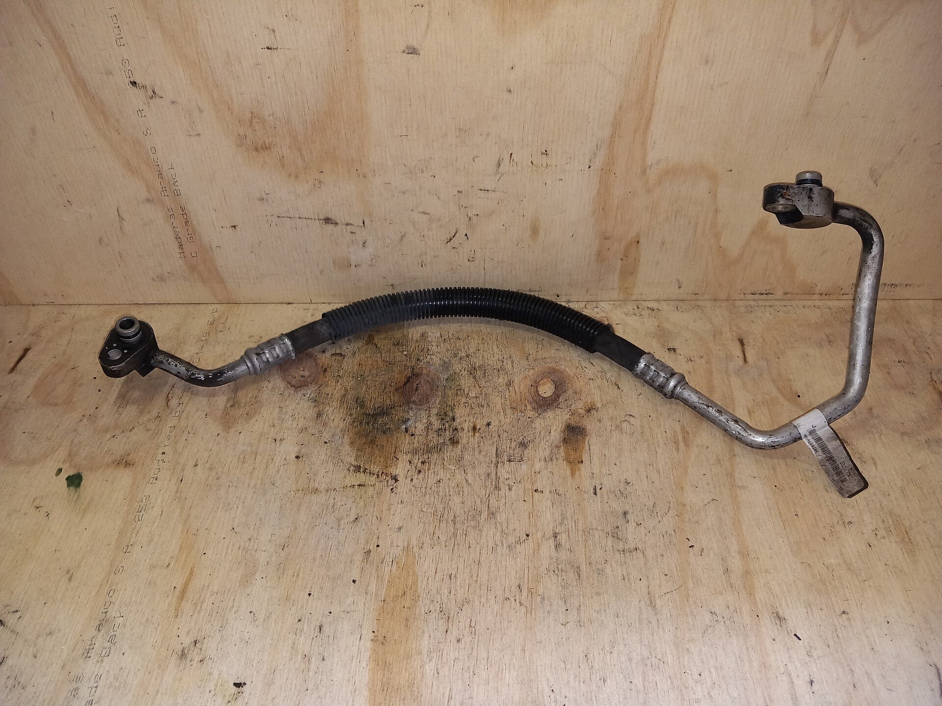 Chrysler 300C 2.7 V6 Airco Leiding