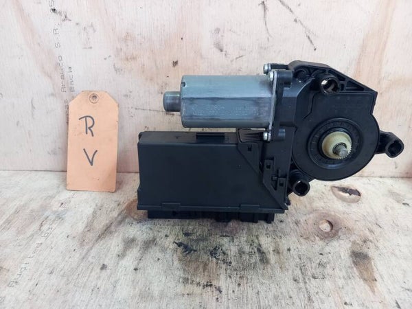 Audi A4 Avant B7 Raammotor Rechts Voor 8E1959802H