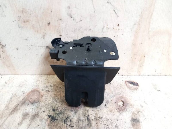 Audi A4 Avant B7 Slotmechaniek Kofferklep 8E9827520A