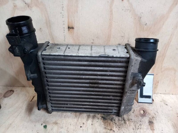 Audi A4 Avant B7 2.0 TFSI Intercooler Links 8E0145805AA