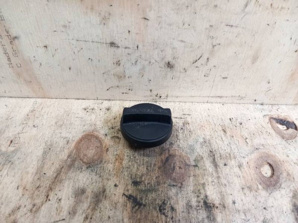 Toyota Yaris I 1.3 VVT-i Oliedop