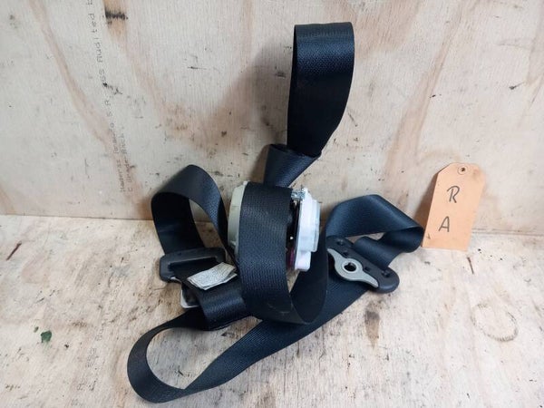 Toyota Yaris I 5-Drs Gordel Rechts Achter 73360-0D010