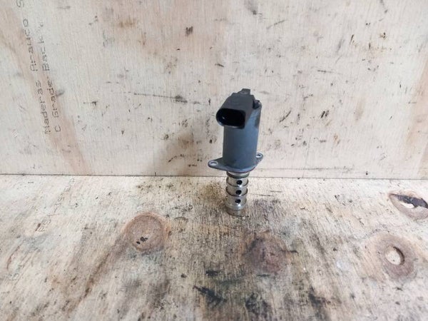 Audi A4 Avant B7 2.0 TFSI Nokkenas Versteller 06F109257A