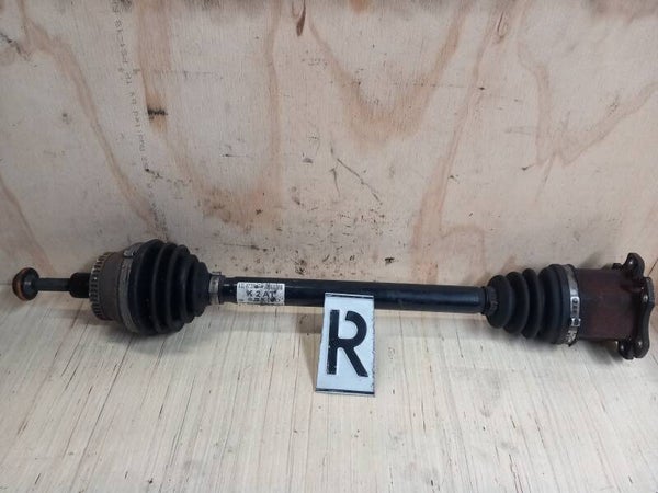 Audi A4 Avant B7 2.0 TFSI Aandrijfas Rechts 8E0407272AT