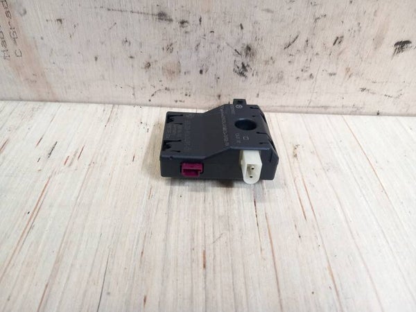 BMW 3-serie E90 / E91 Antenne Versterker 9141491 2005 - 2012