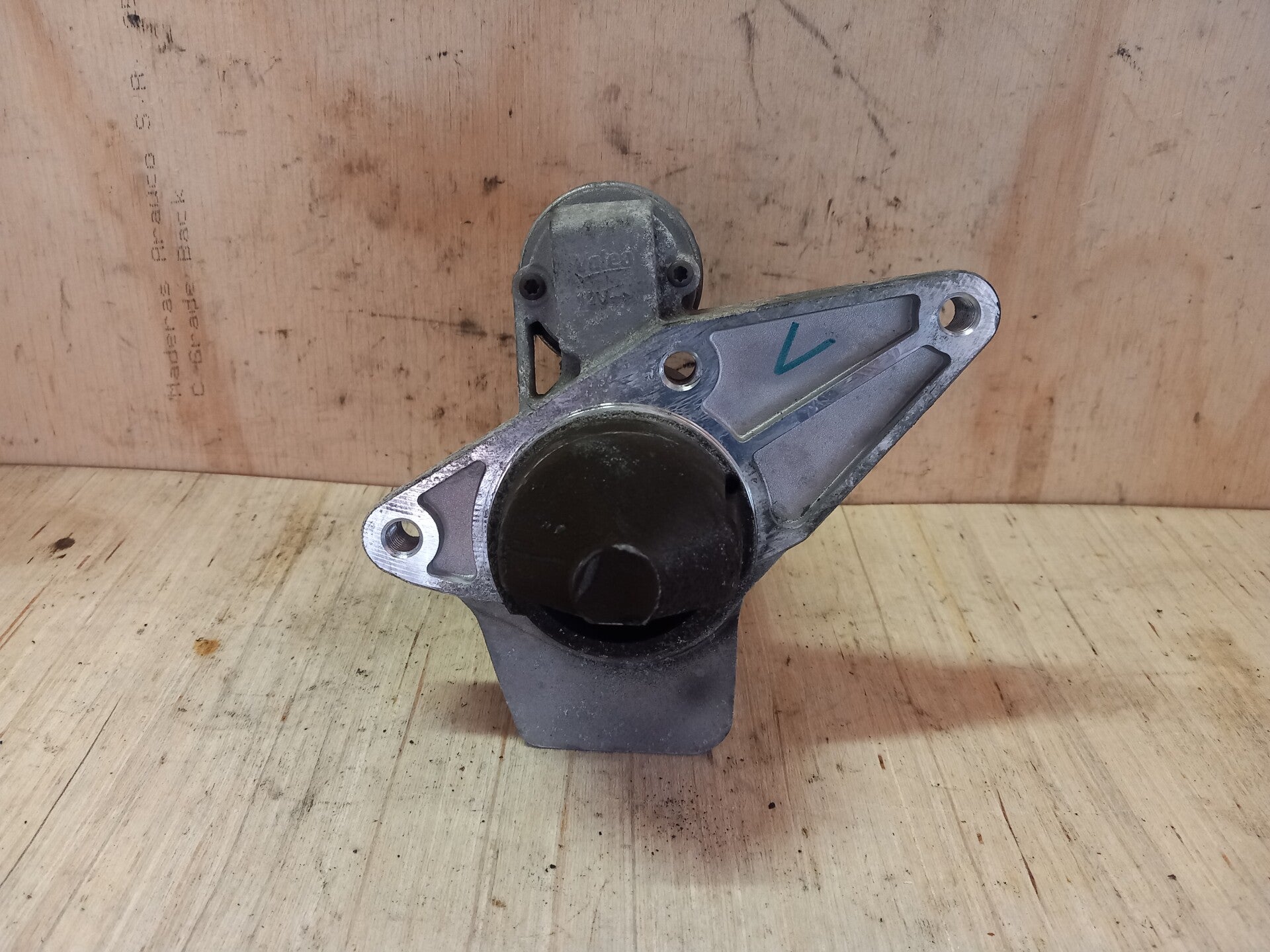 Renault Megane III 1.4 TCe Startmotor 233001007X