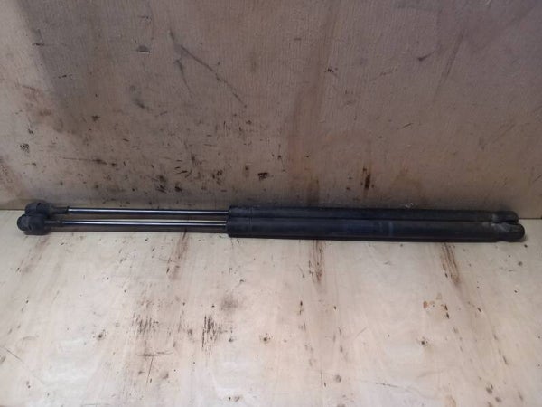 Renault Scenic II Gasveer Kofferklep Set 8200616559