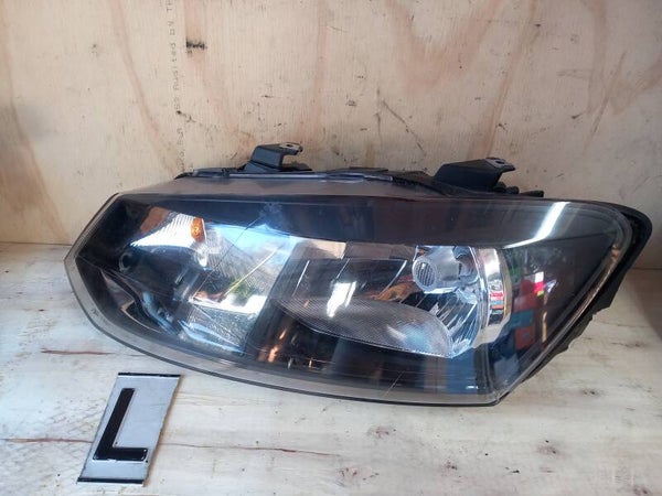 Volkswagen Polo 6R Koplamp Links Valeo 6R1941015E