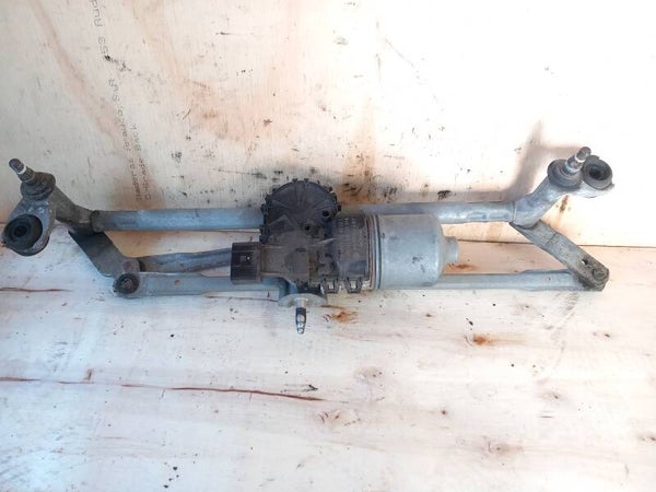 Volkswagen Polo 6R Ruitenwissermotor + Mechaniek 6R1955119