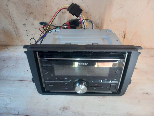 Volkswagen Polo 6R Autoradio FH-X840DAB Pioneer
