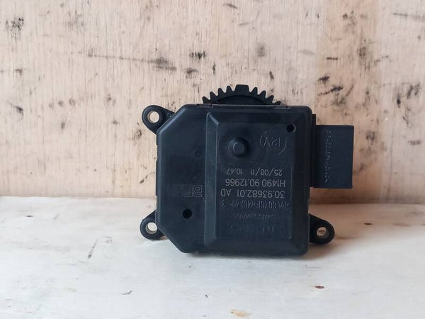 Volkswagen Polo 6R Kachelklepmotor 6Q1907511