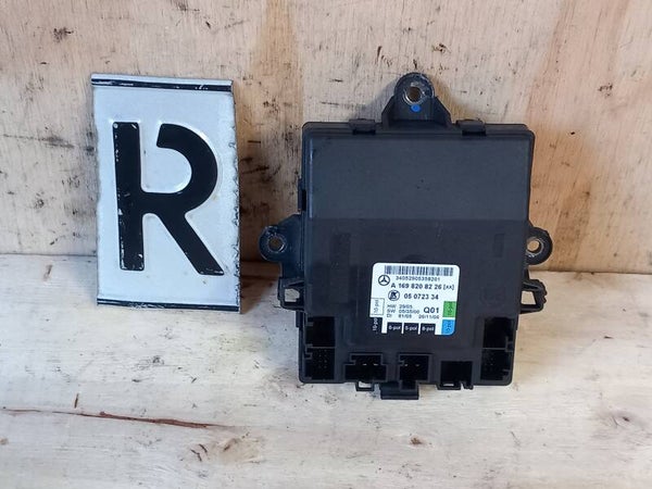 Mercedes A-klasse W169 Module Deurvergrendeling Rechtsvoor