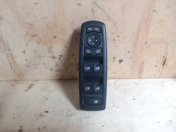 Renault Megane III Raamschakelaar Links Voor 809610006R