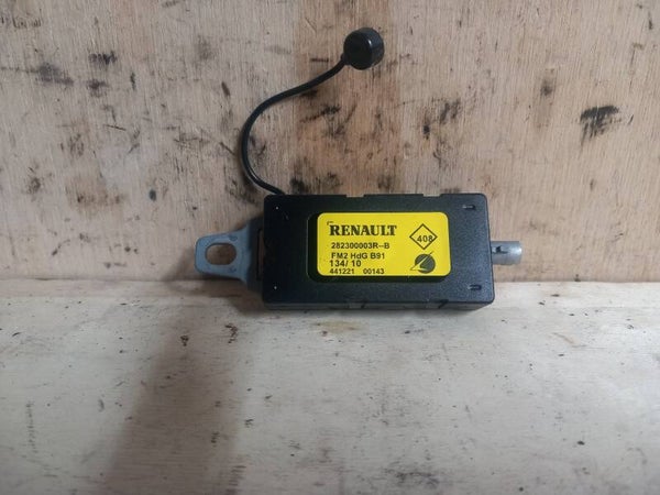 Renault Megane Estate III Antenneversterker 282300003R