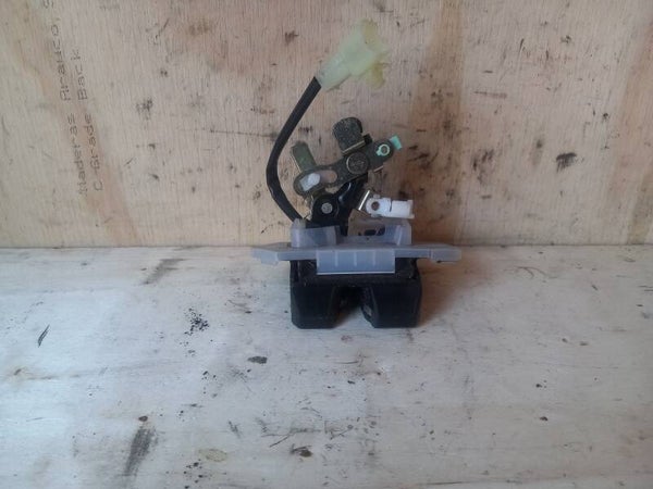 Opel Agila A Slotmechaniek Kofferklep
