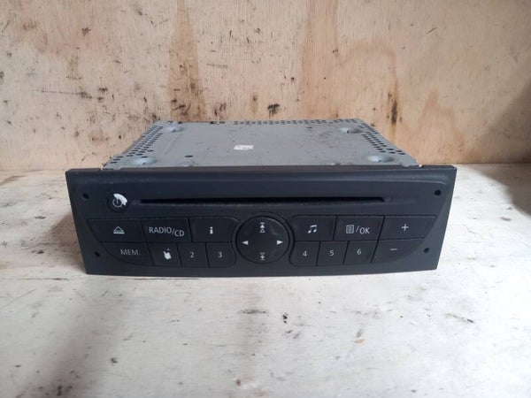 Renault Clio III Radio / CD Origineel 281150038R