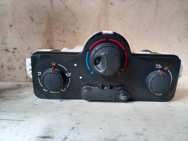 Renault Clio III Kachelbedieningspaneel 030966N