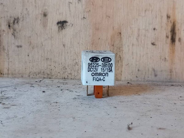 Kia Cee'd I Relais 15A 95225-3B100