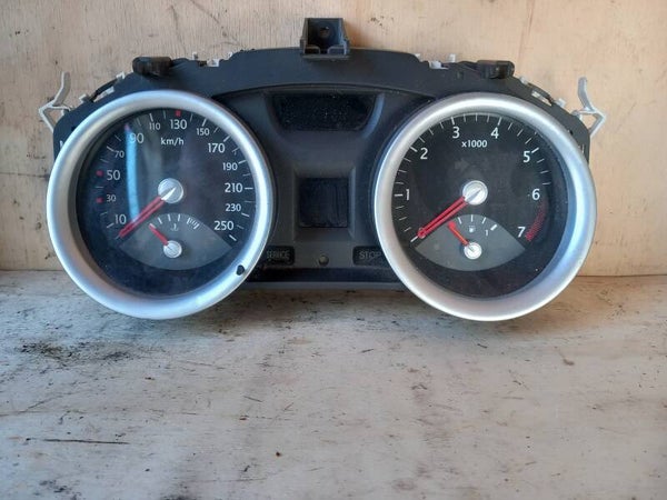 Renault Megane II CC Tellerklok 8200364027