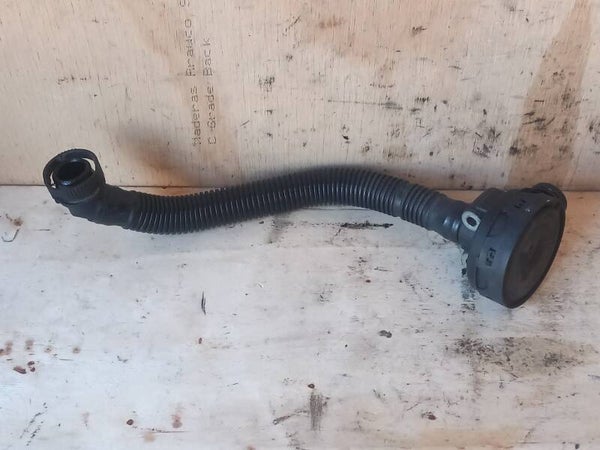 Volkswagen Polo 9N 1.2-12V Carterontluchting 03E103765B