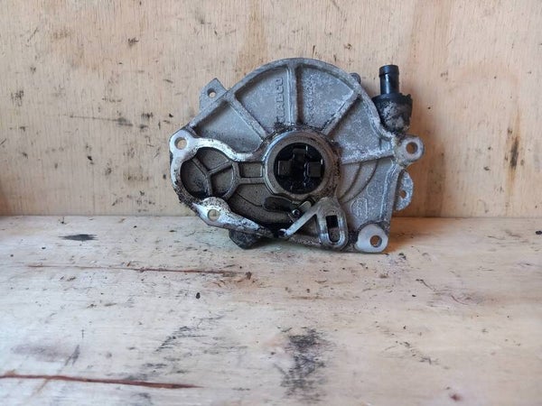 Seat Altea XL 5P 2.0 TDI Vacuumpomp 03L145100B