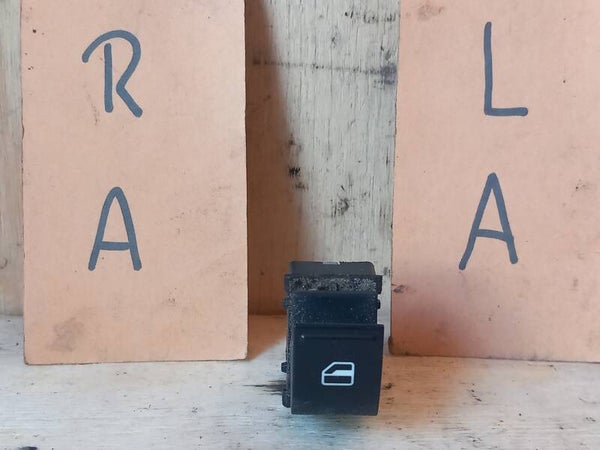 Seat Altea XL 5P Raamschakelaar Achter 7L6959855B