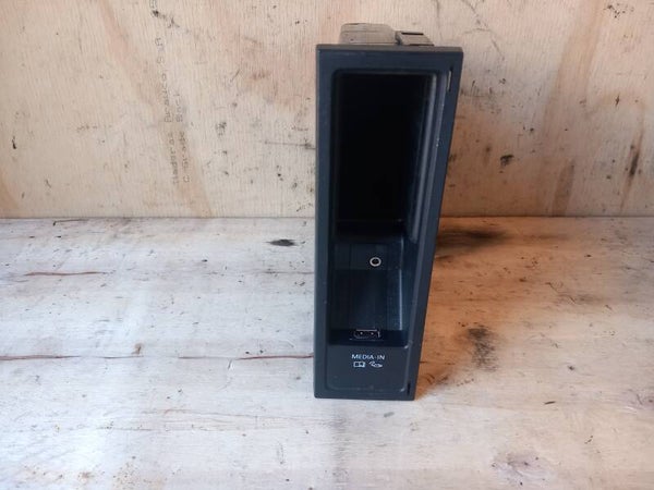 Seat Altea XL 5P AUX / USB Aansluiting 6J0035342D