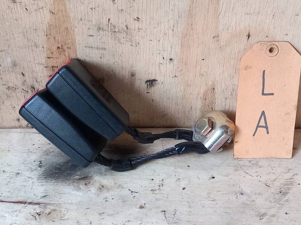 Volkswagen Polo 9N Gordelinsteek Linksachter 6Q0857488C